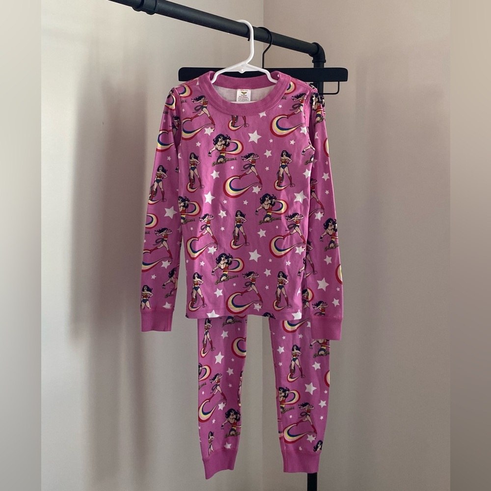 Hanna Andersson Magenta Wonder Woman Pajamas